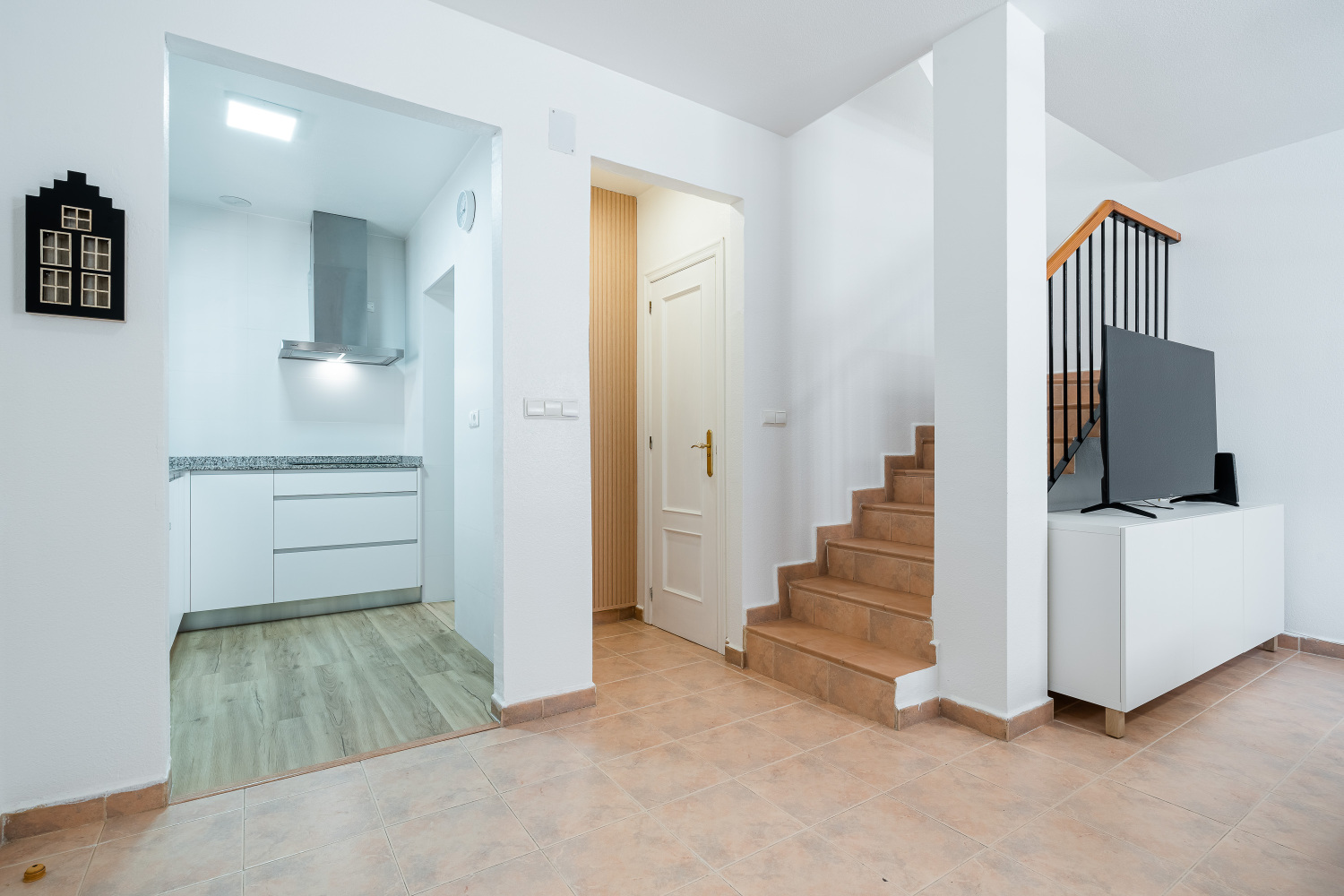 Calle Las Tórtolas, El Coral Fase 1, 43 (2).jpg