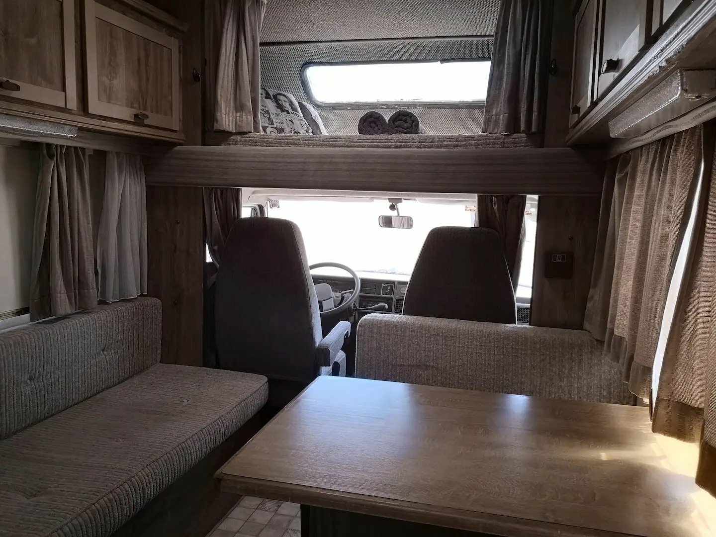 ezgif.com-webp-to-jpg (1).jpg