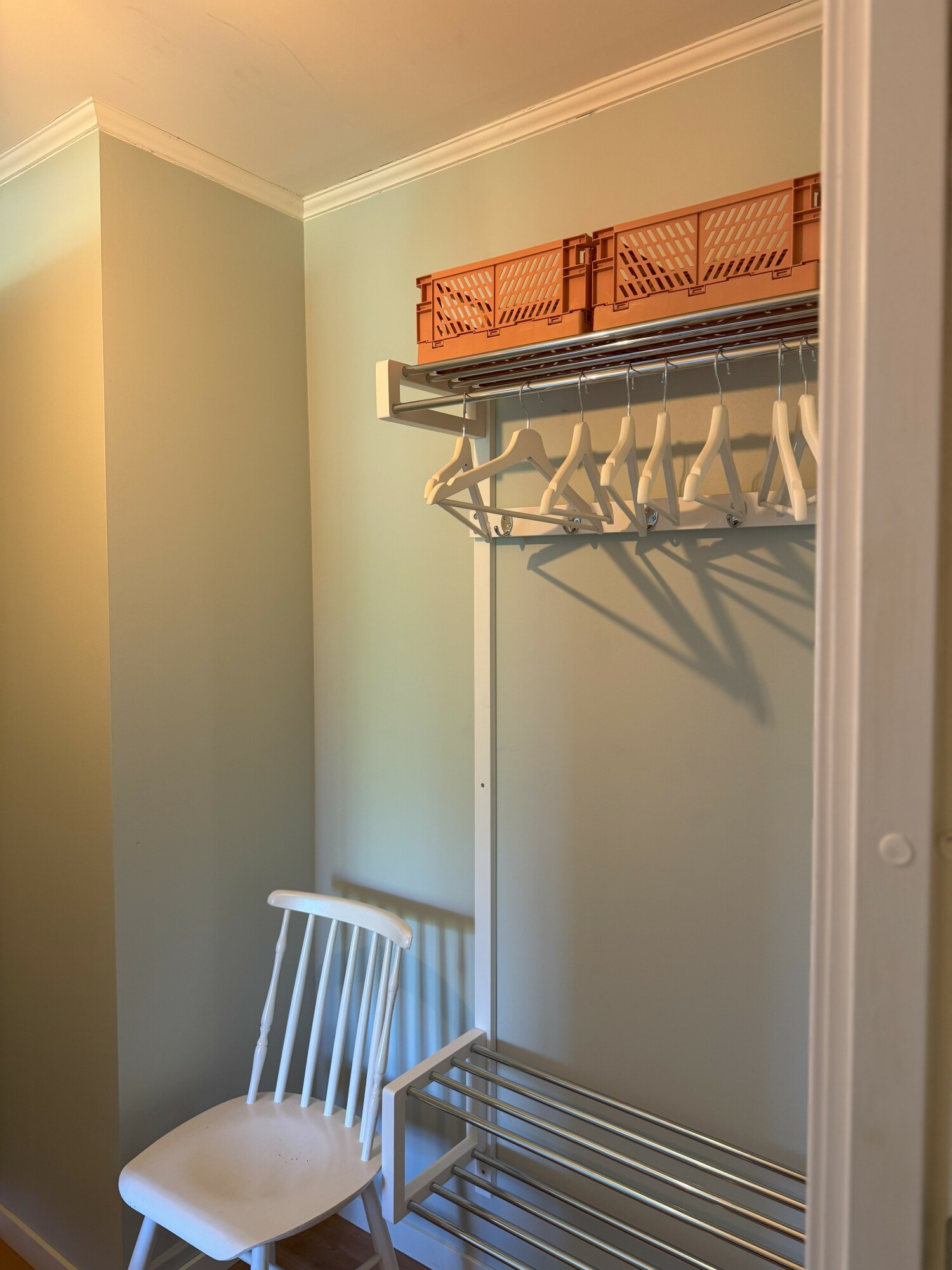 Animskogs Kyrkskola Apartment Björk - hallway.jpeg