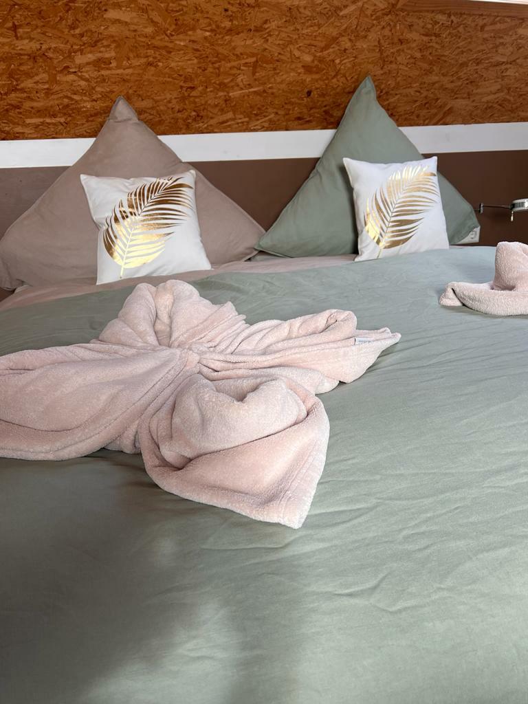 WhatsApp Image 2023-12-13 at 18.44.14 (8).jpeg