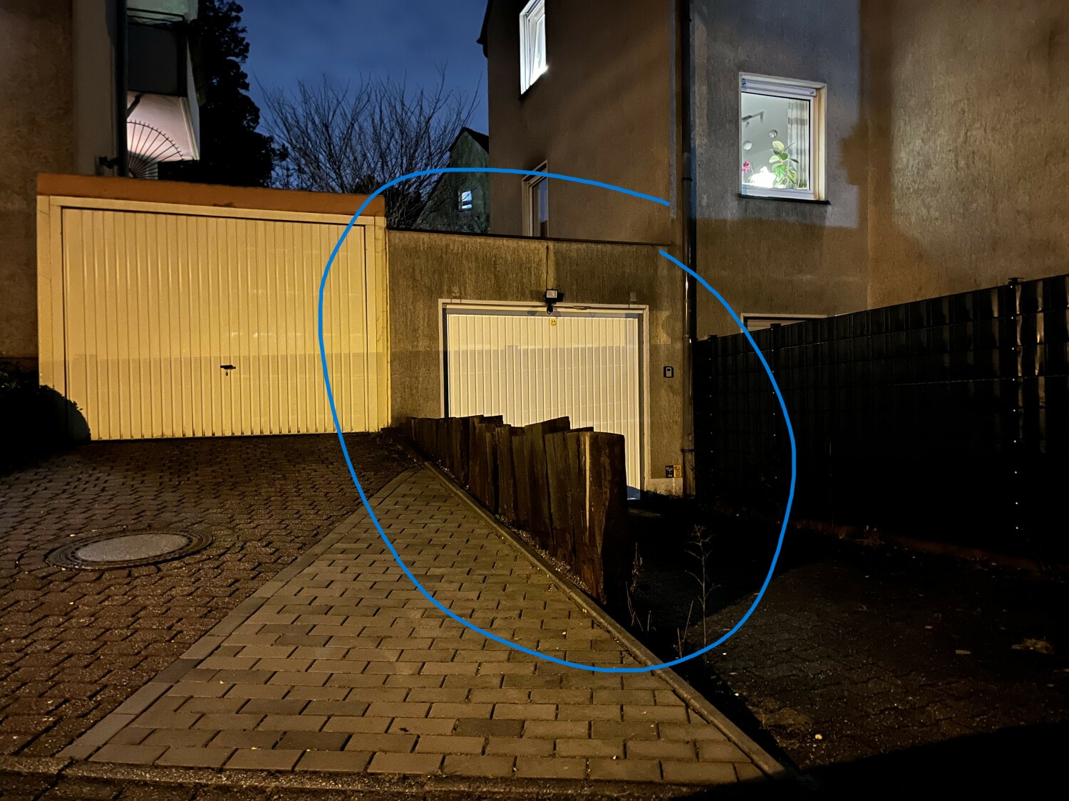 Garage eingekreist.jpg