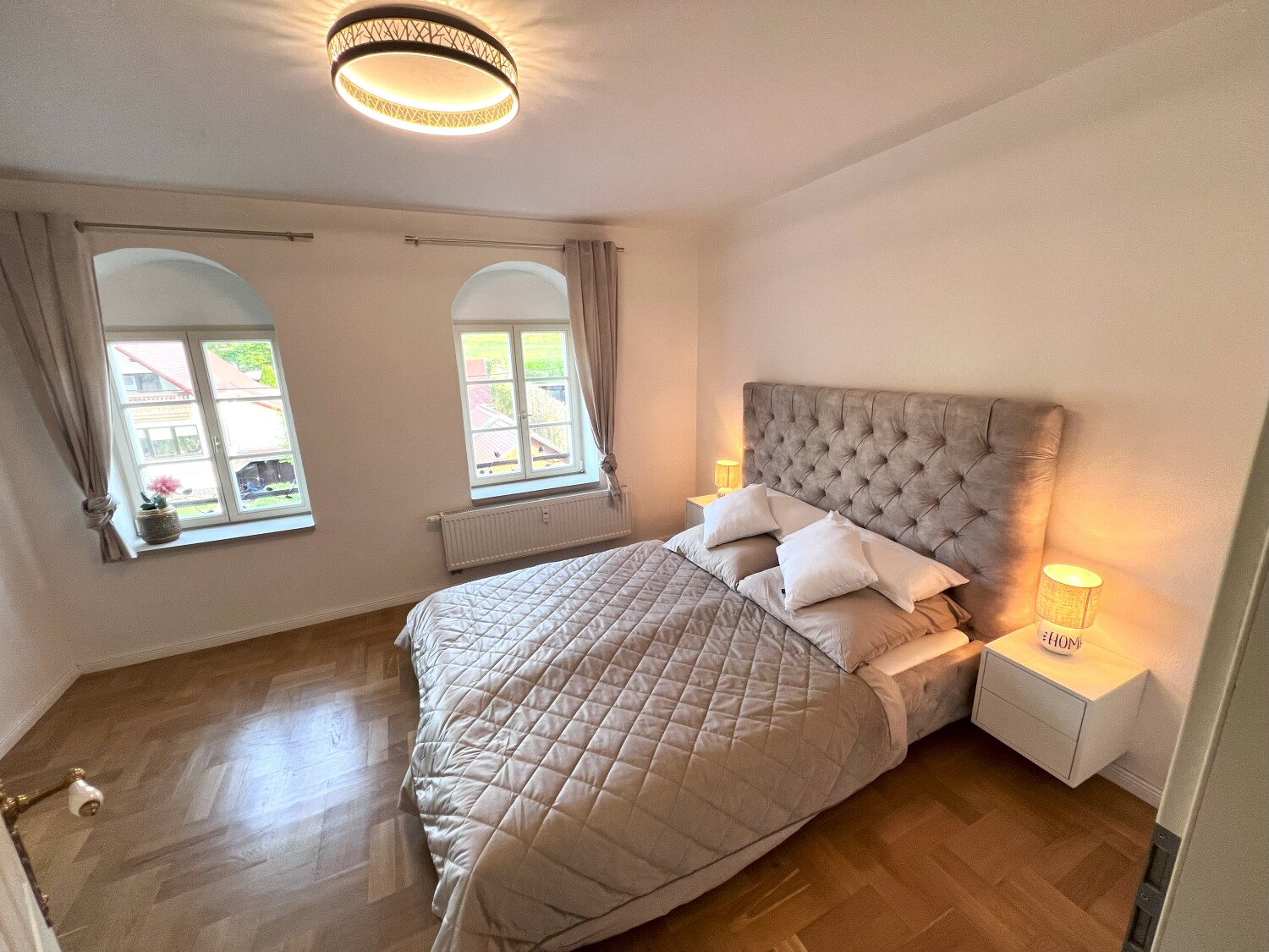 Schlafzimmer 1.2.jpg