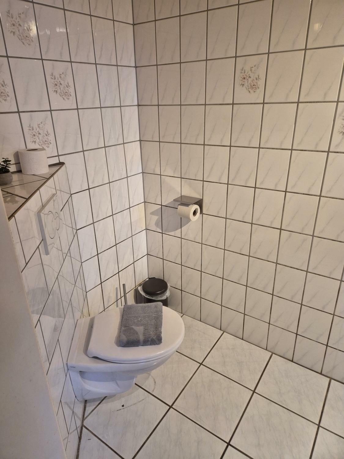 Bad Zimmer 2 (2).jpg