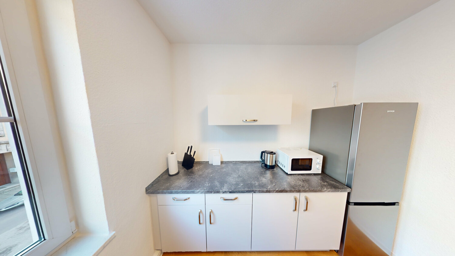 Jahnstr. 22 1R Küche (2).jpg