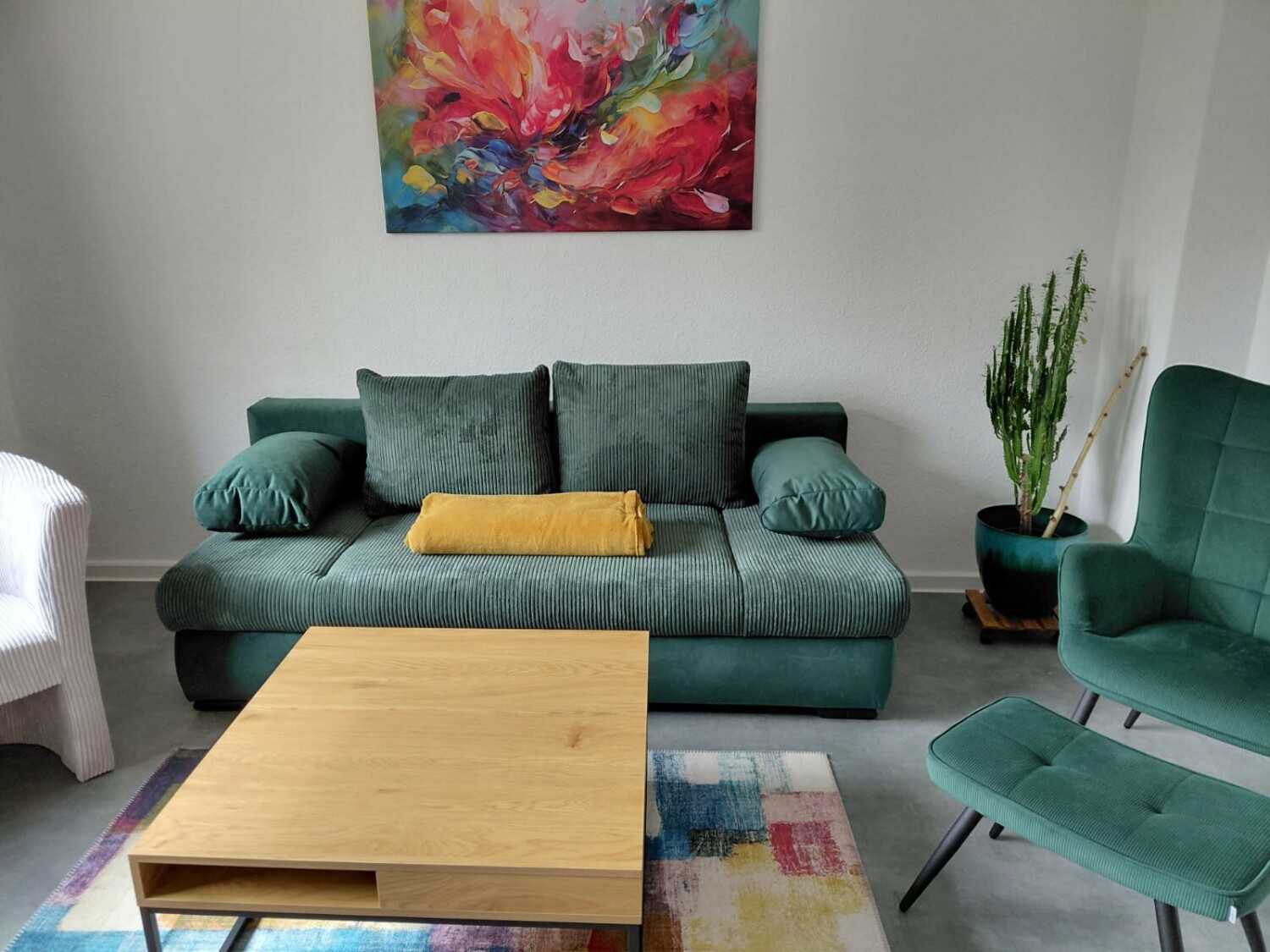 sofa1.jpg