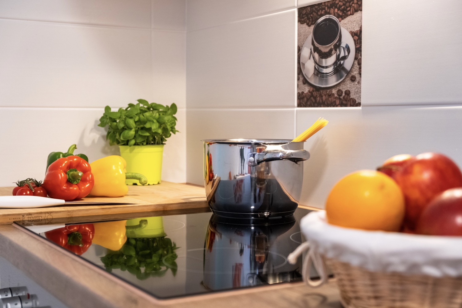 7 Küche Kitchen Apartments Davydov Ferienwohnung Appartement Bad Hofgastein Gastein Salzburg.jpg