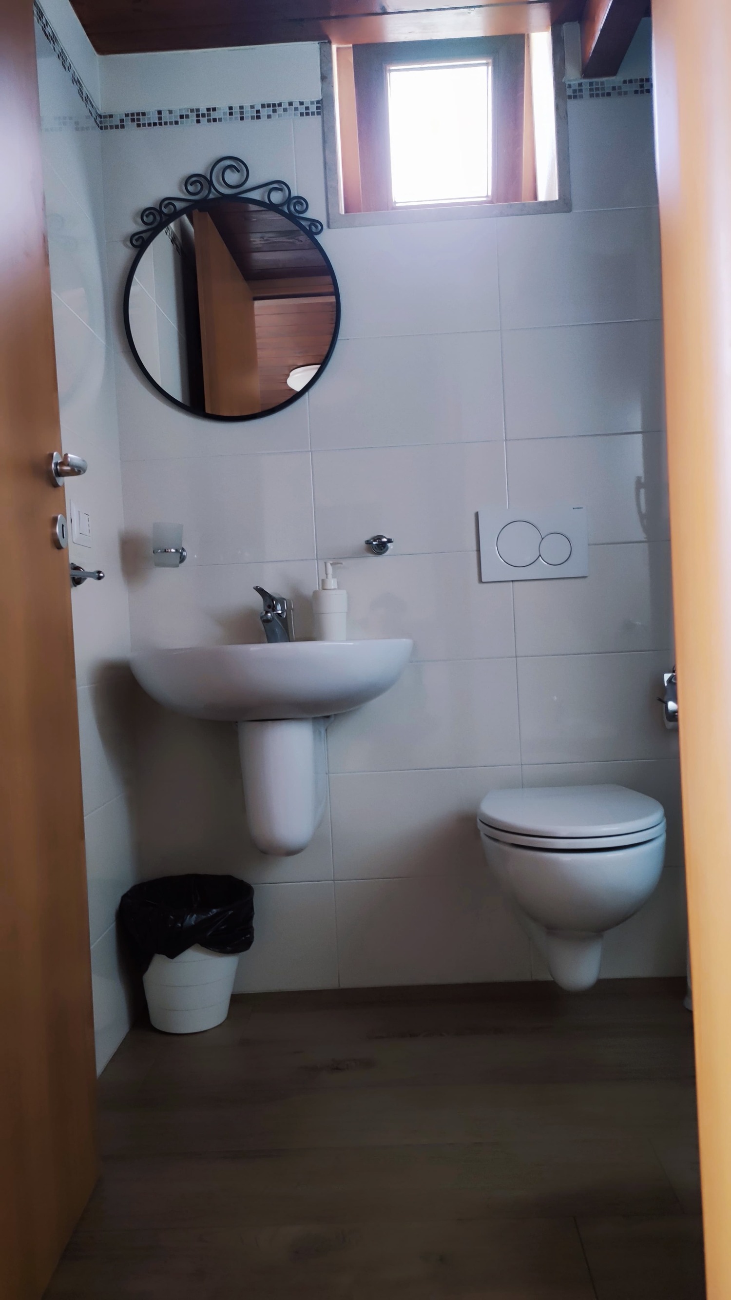 WhatsApp Image 2024-04-23 at 11.39.17.jpeg