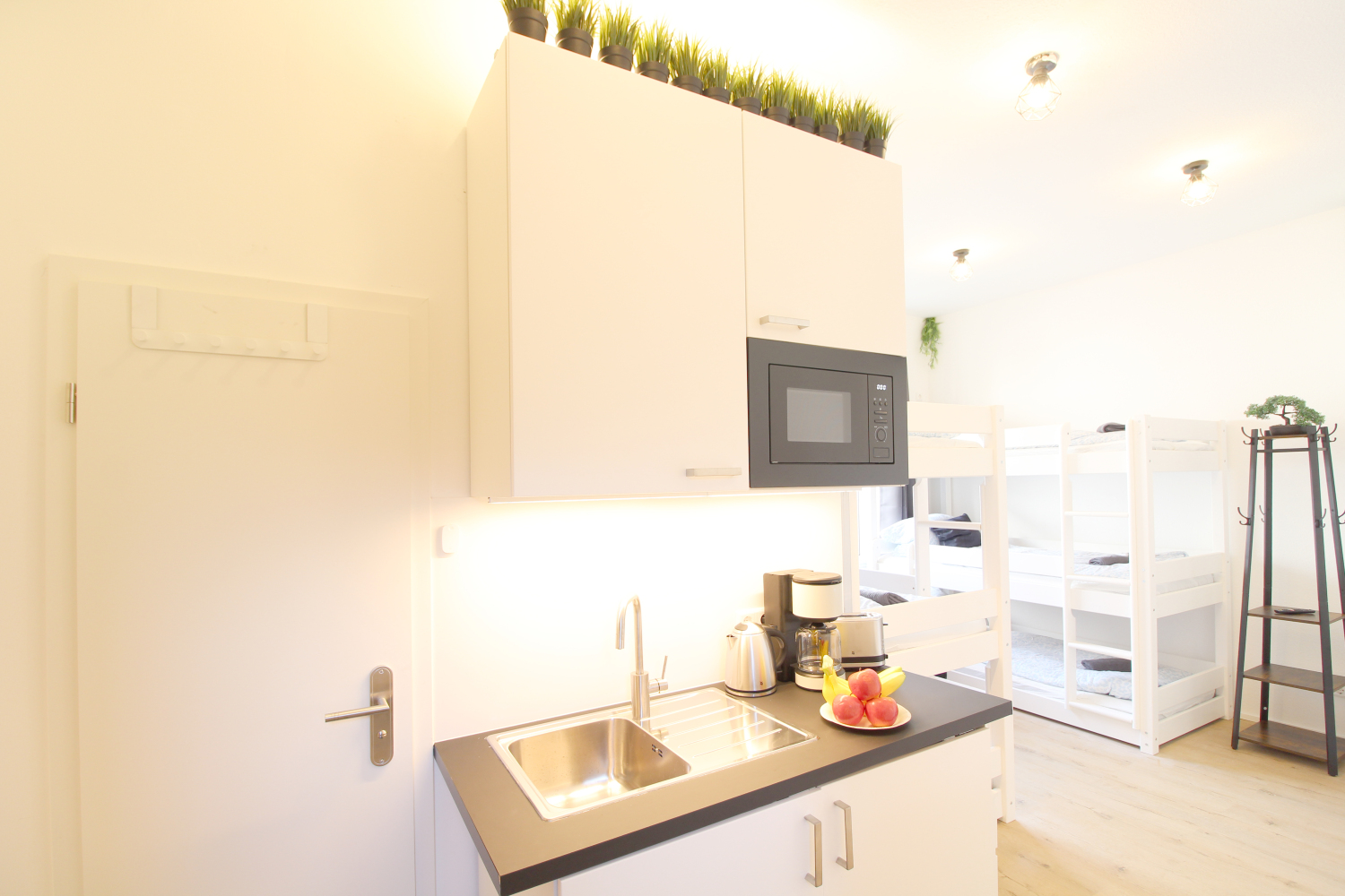 2025-11-15 - kitchen_b.jpg