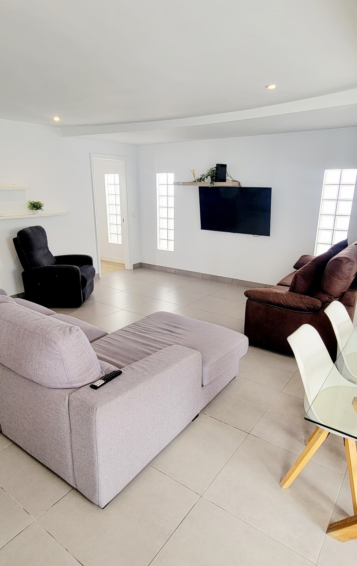 WhatsApp Image 2024-04-11 at 18.32.46 (1).jpeg