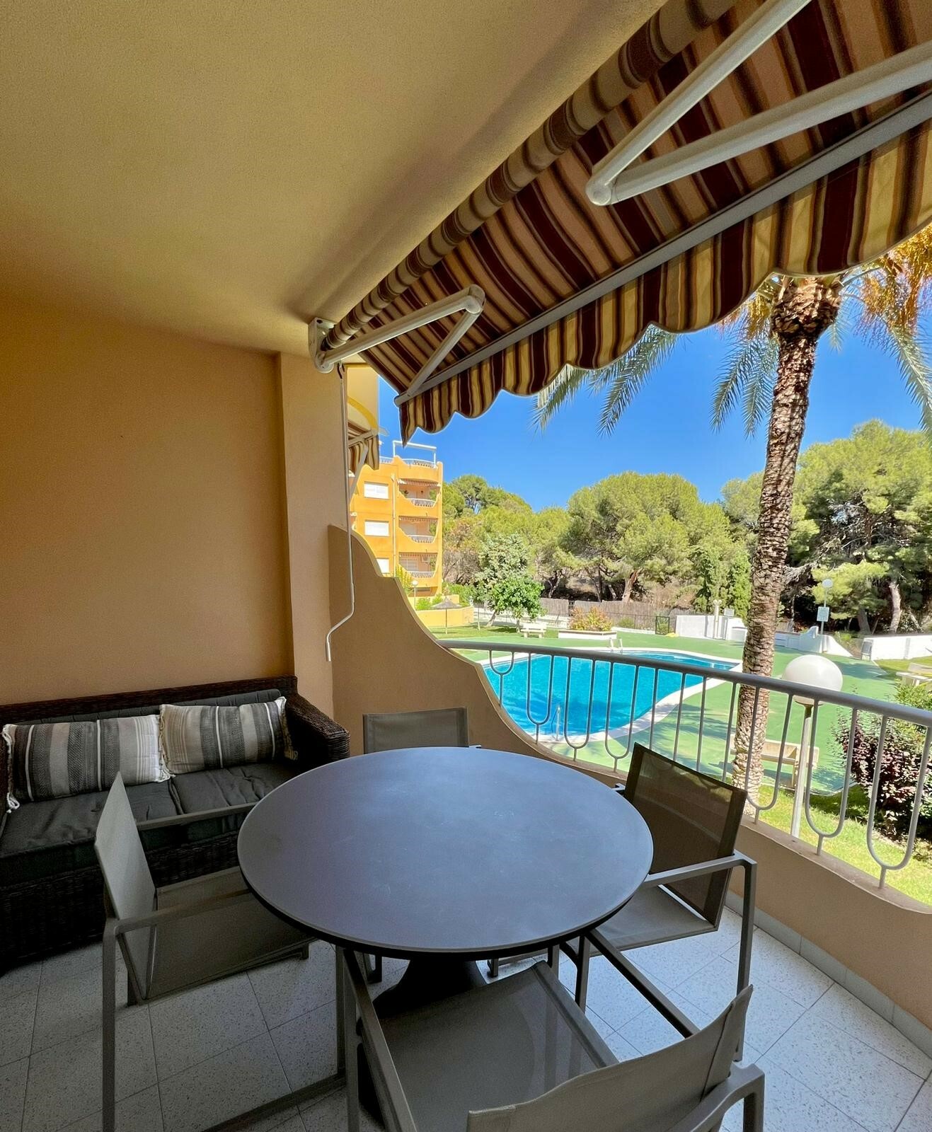 swinmming pool 3.jpg