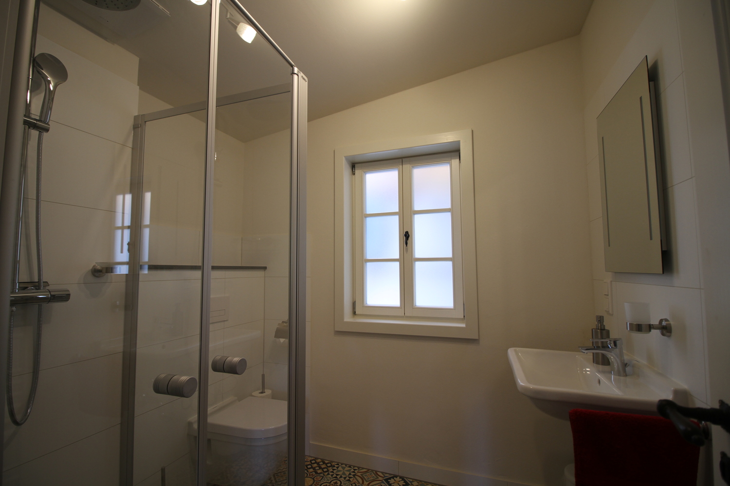 12. Das erste Badezimmer 2019_06_17_1158.JPG