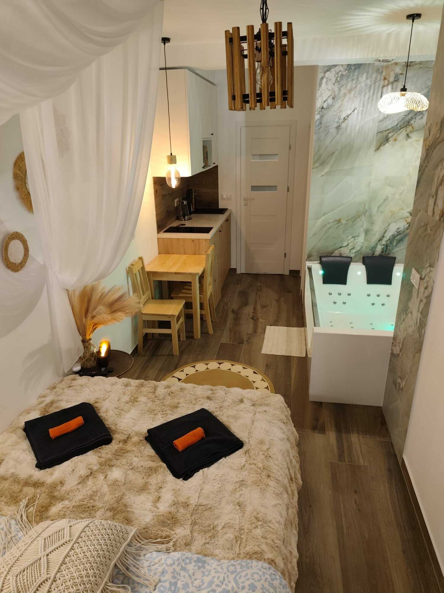 WhatsApp Image 2025-10-21 at 21.53.17 (3).jpeg