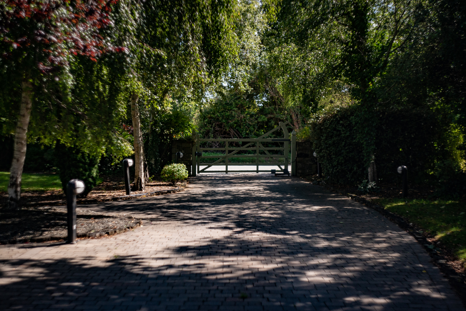 Gare from inside sunny.jpg