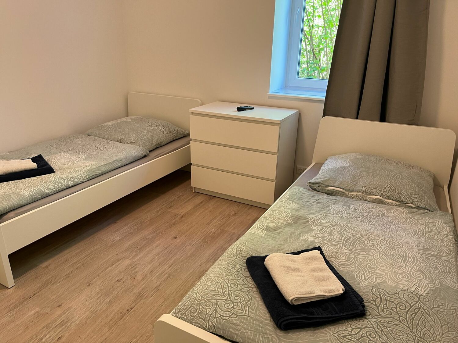 W6 Schalfzimmer 1 (2).jpg