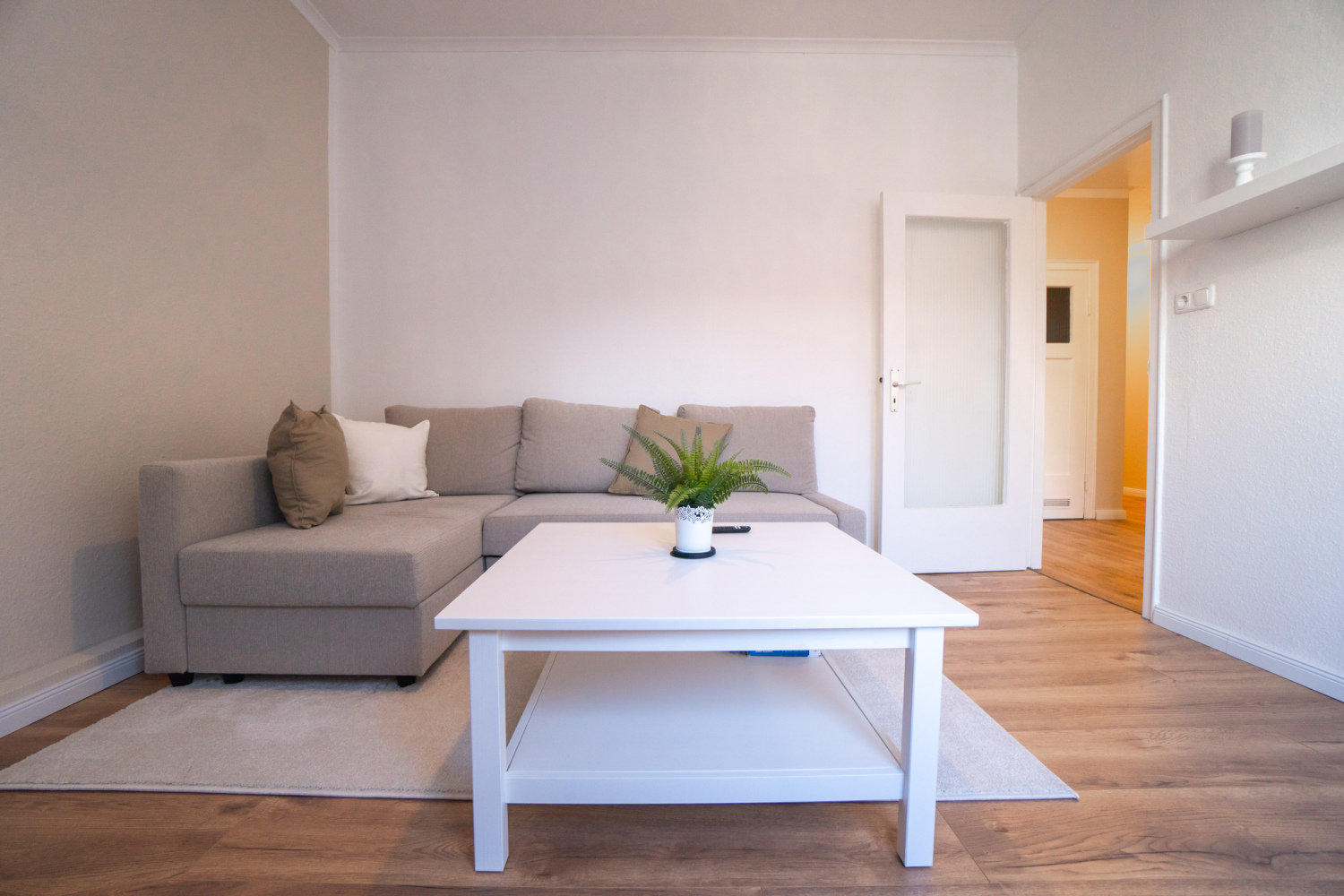 AirBnb - 2. OG-06.jpg