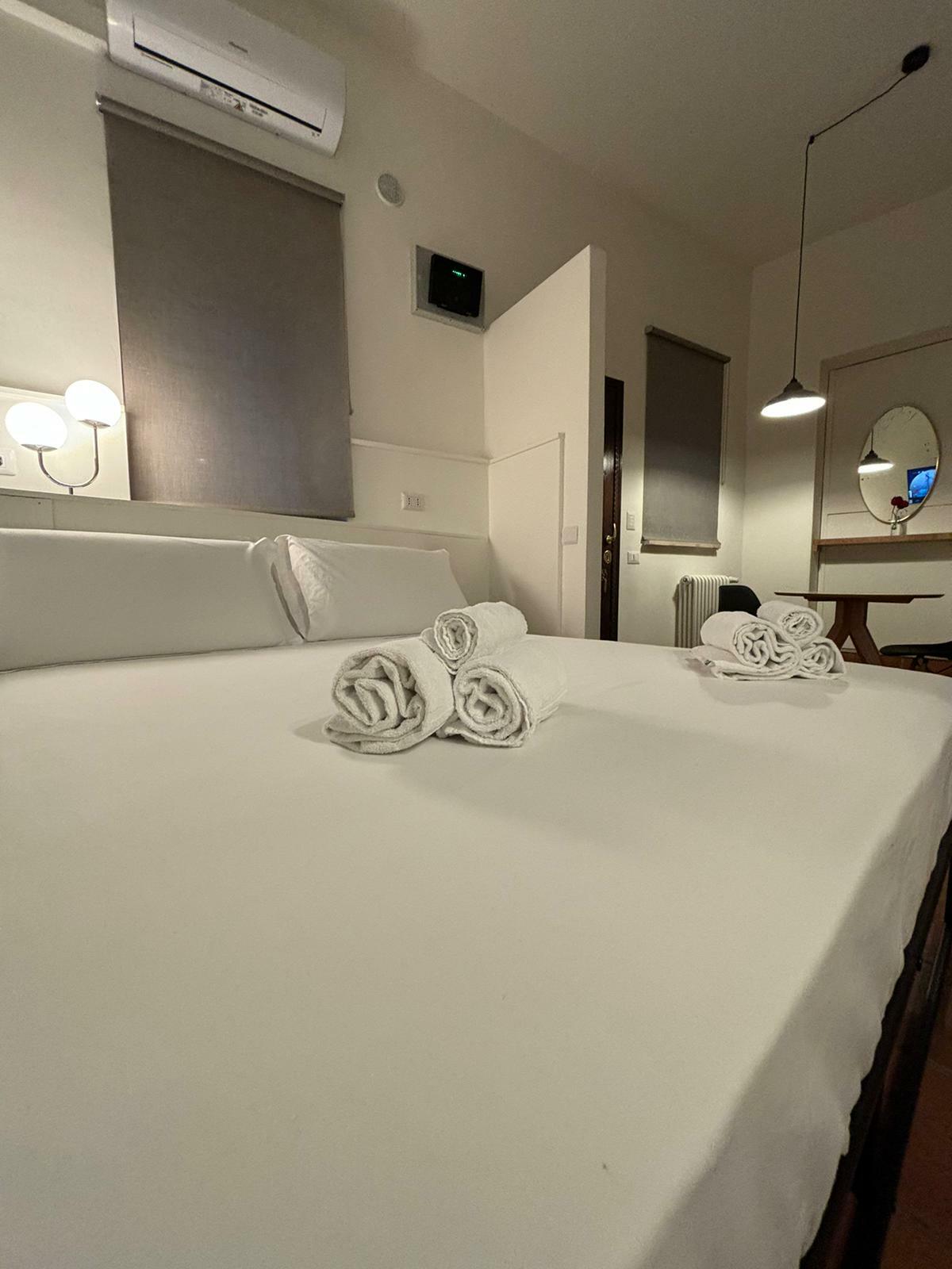 WhatsApp Image 2024-04-04 at 10.41.17 PM (2).jpeg