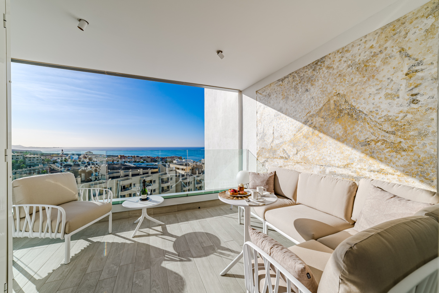 20251208 - 25 - Mi Paraiso - Ocean Garden 1007 - De20V2-2.jpg