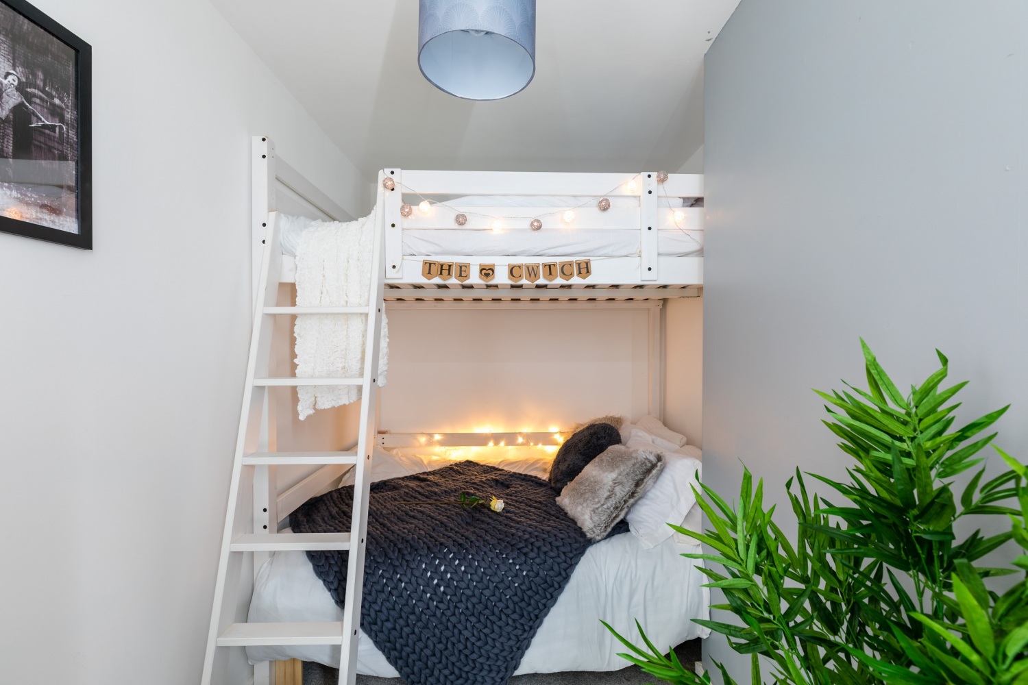 147 Treharris St 032.jpg