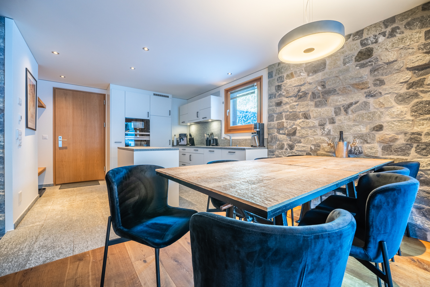 08. November 2023_Untere Gasse 10_@frederik_kalbermatten_605-HDR.jpg