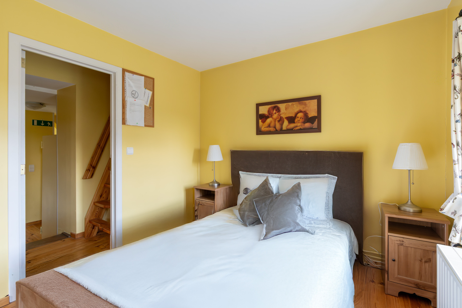 Fouine Cottage--14.jpg