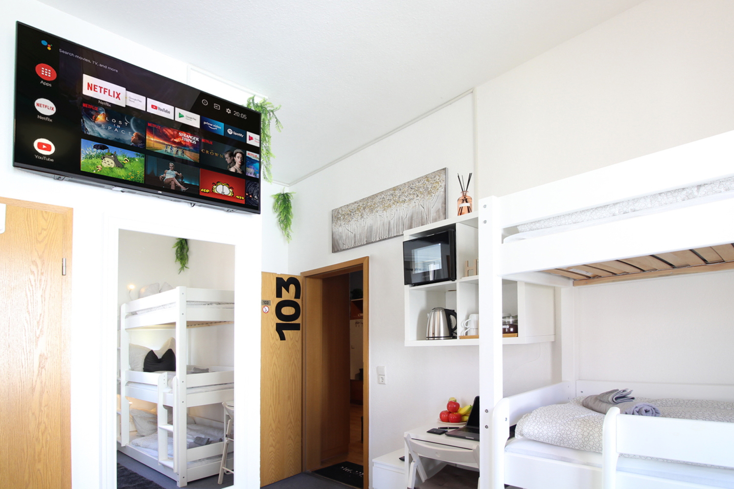 103-room-h with tv inside n room no_b.jpg