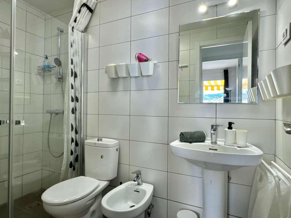 WhatsApp Image 2025-10-21 at 10.03.10 (2).jpeg