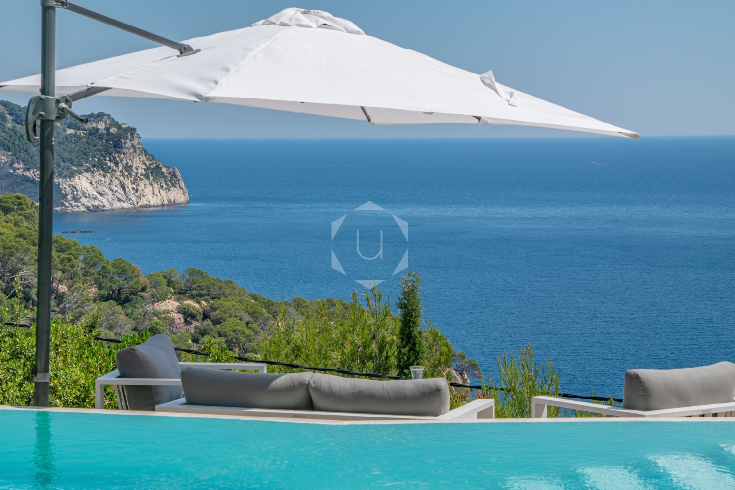 Villa Crystal, Luxury rental home in Aiguablava, Begur, Costa Brava (30).jpg