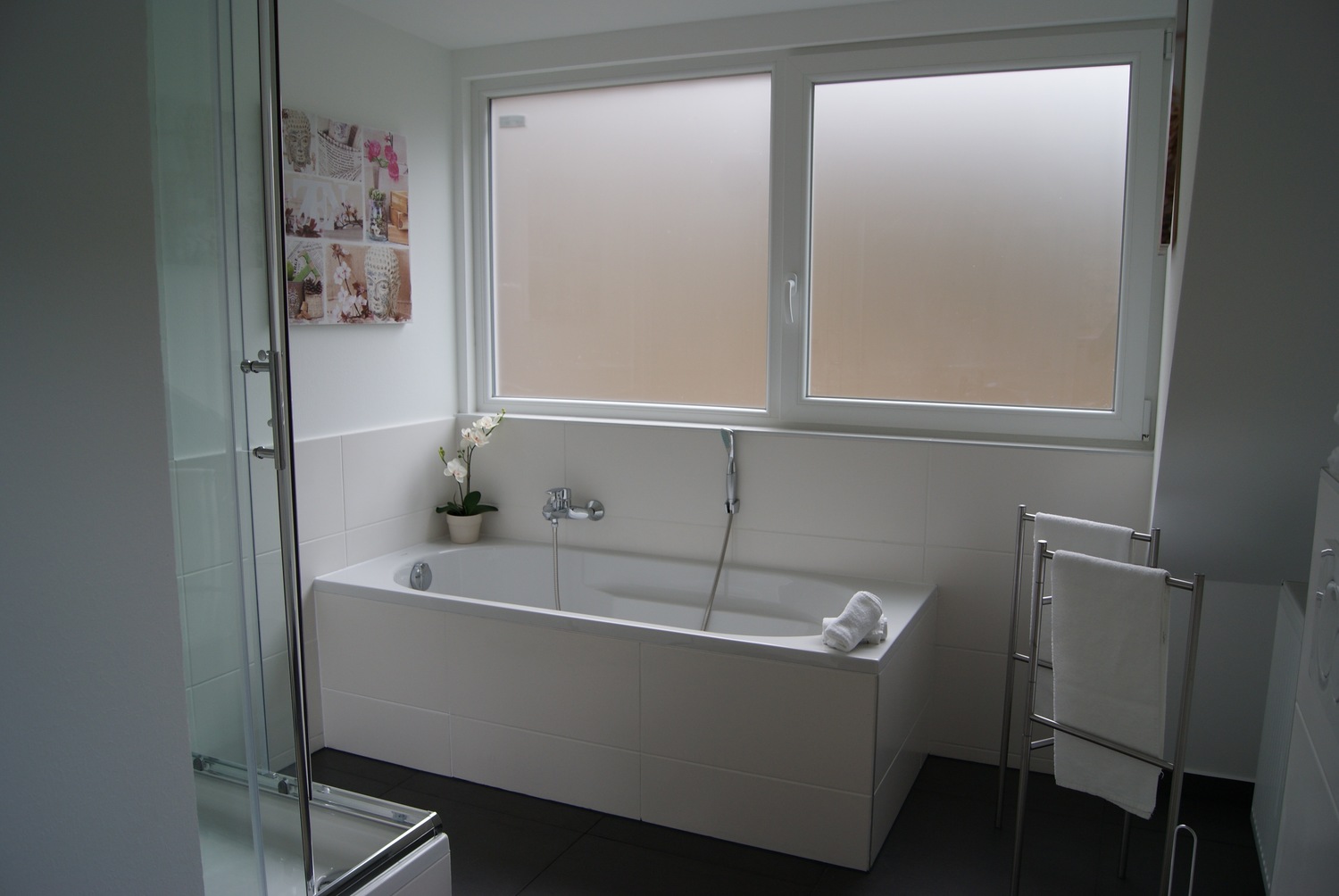 Bad1 mit Badewanne.jpg