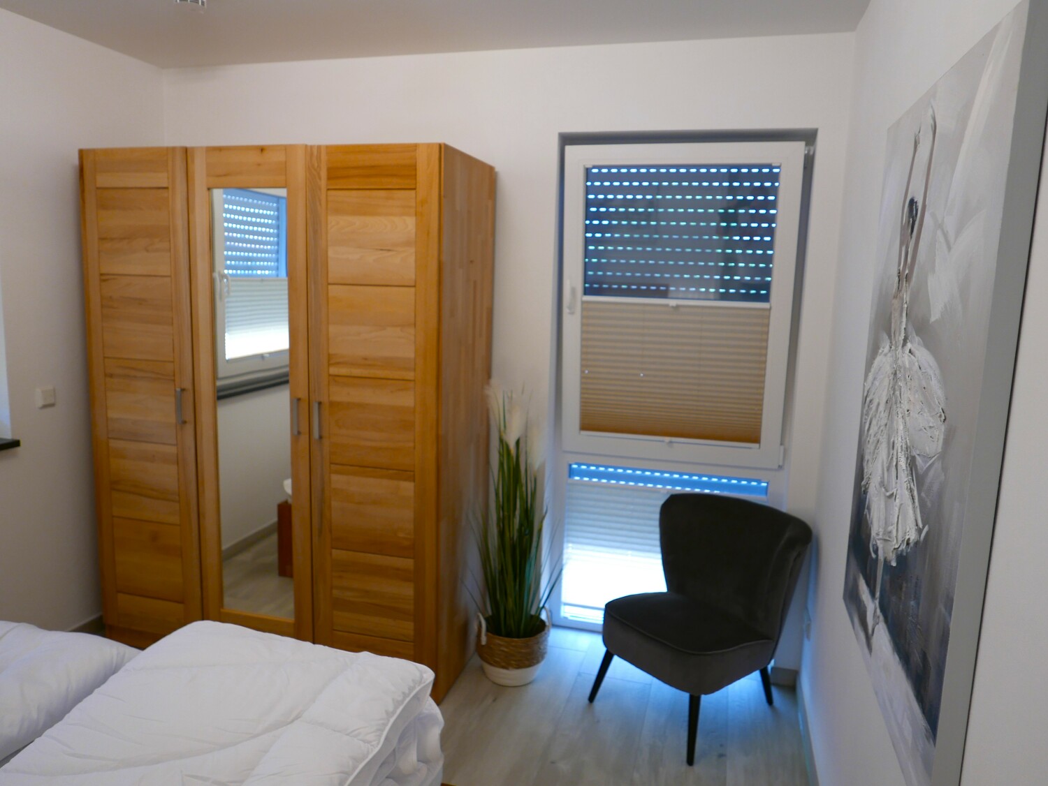 Schlafzimmer UG - 2 (2).jpg