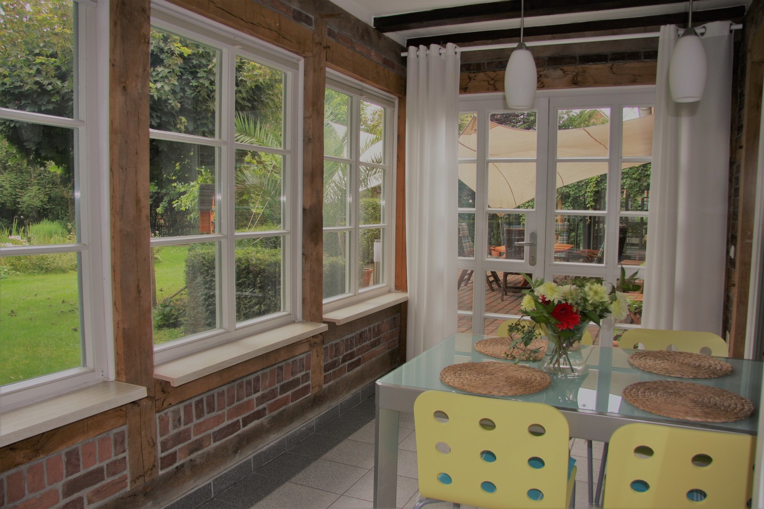 Blick aus dem Wintergarten wohnung 2.jpg