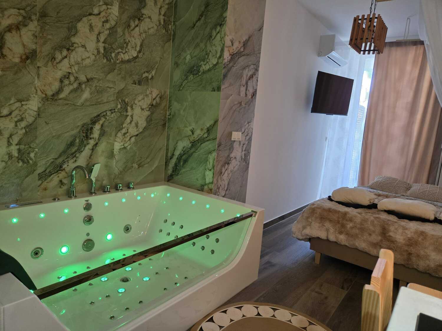 WhatsApp Image 2025-10-21 at 21.23.48 (1).jpeg