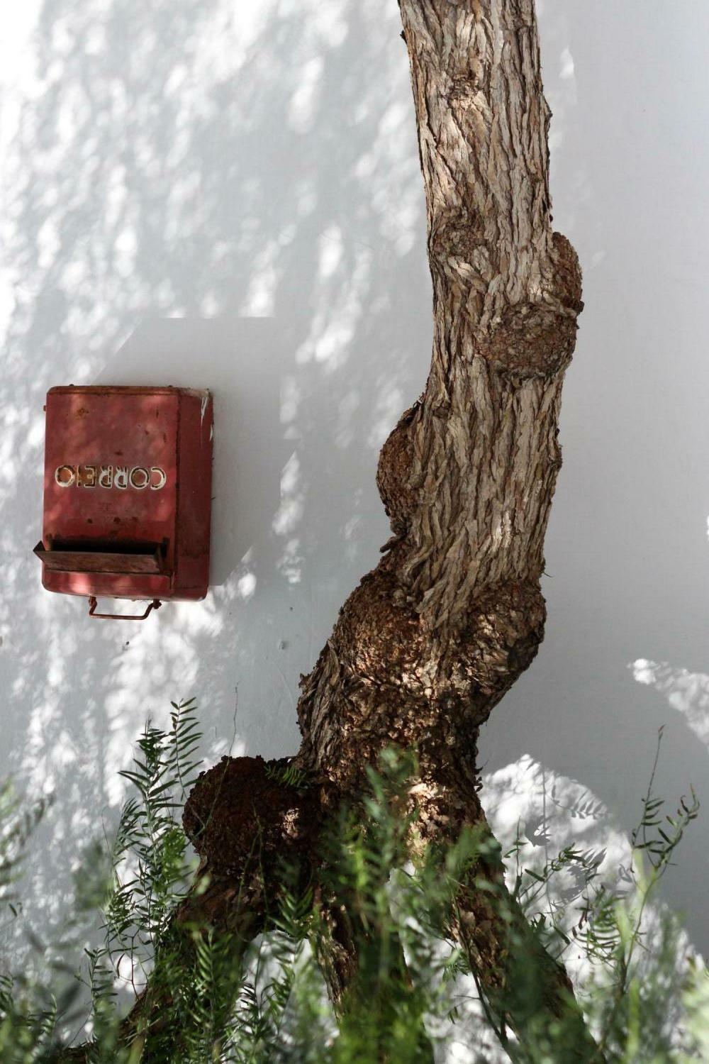 Post Box fromLucy Joy powert by www.my-Lanza.com.jpg