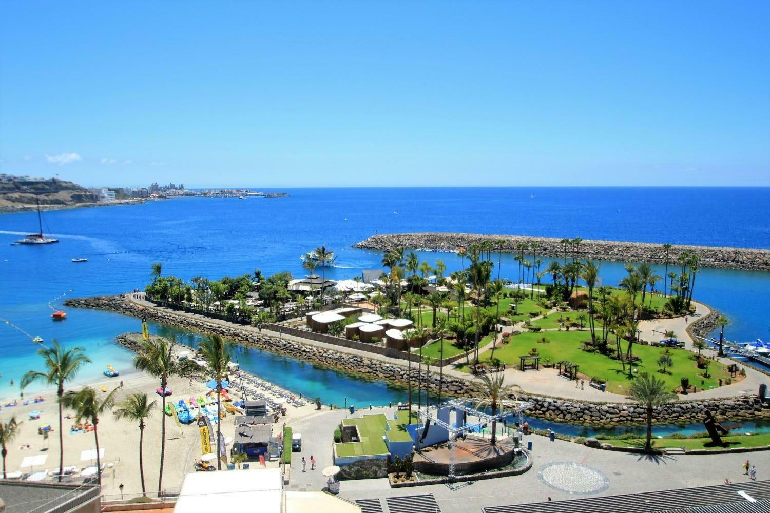 33.Hjerte øya ved Anfi.jpg