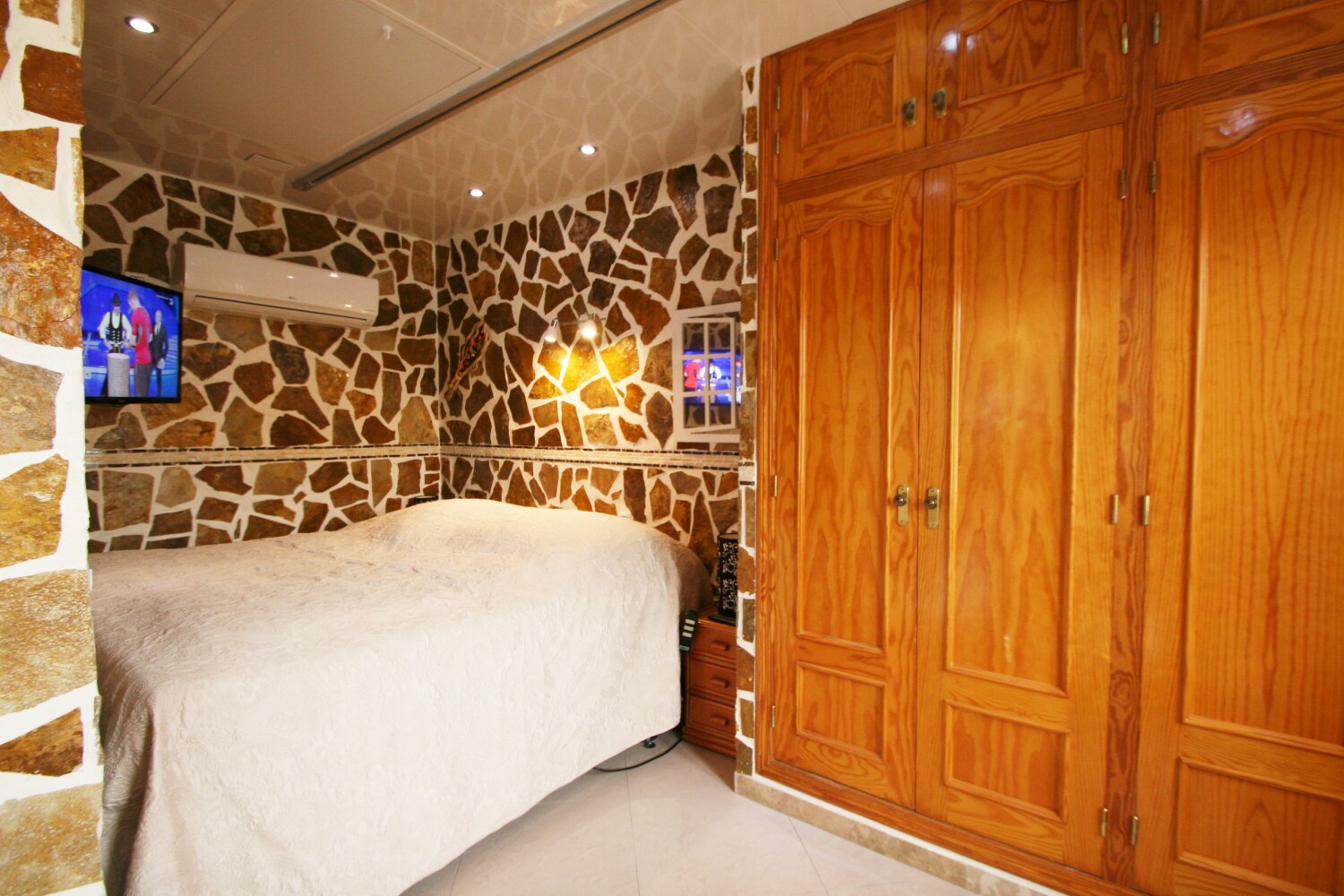 Casper- Schlafzimmer Deckenlifter.JPG