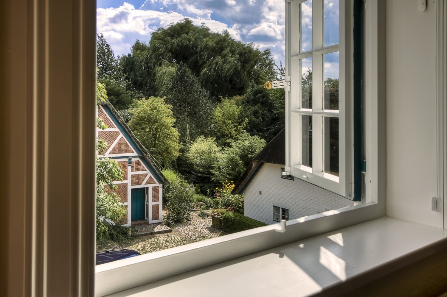 Blick in den Garten Schmiedew.jpg