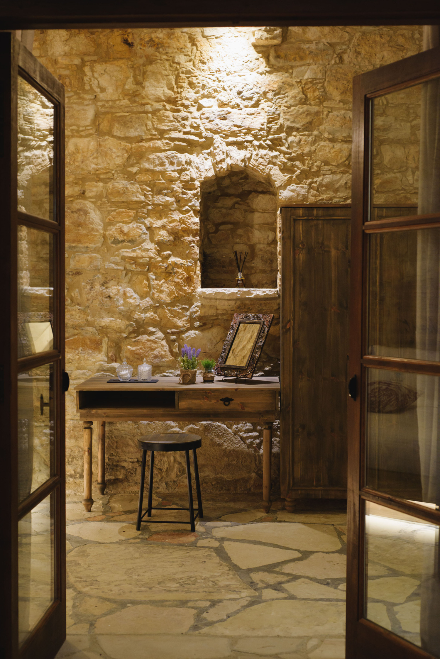 22 MAH19_2170 Serenity House.jpg