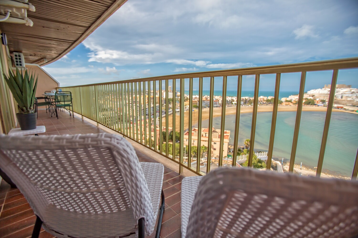 Copy of Copy of Copy of REU_0151.jpg