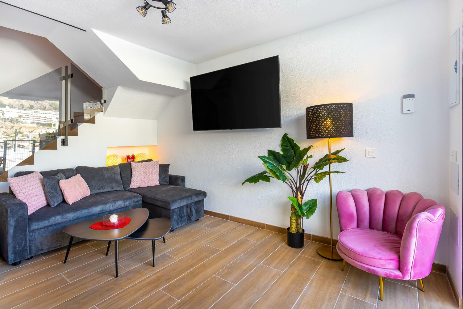 WhatsApp Image 2024-10-25 at 13.14.03 (6).jpeg