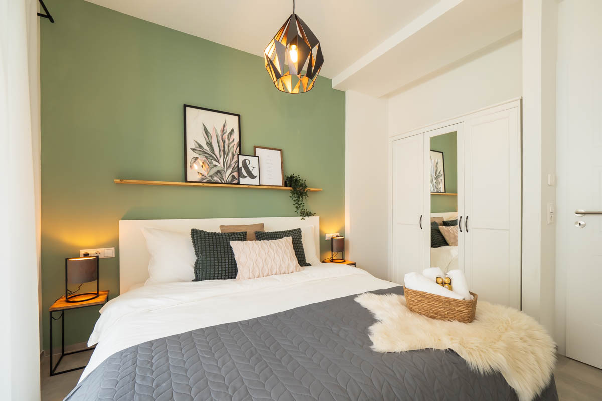 Schlafzimmer (4).jpg