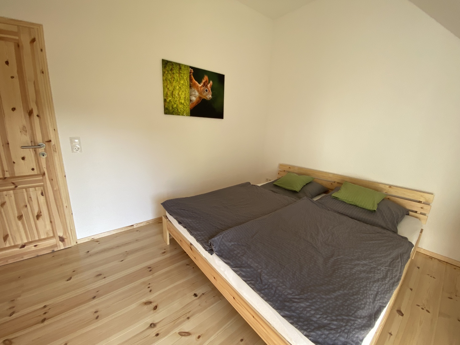 Schlafzimmer vorne groß.JPG