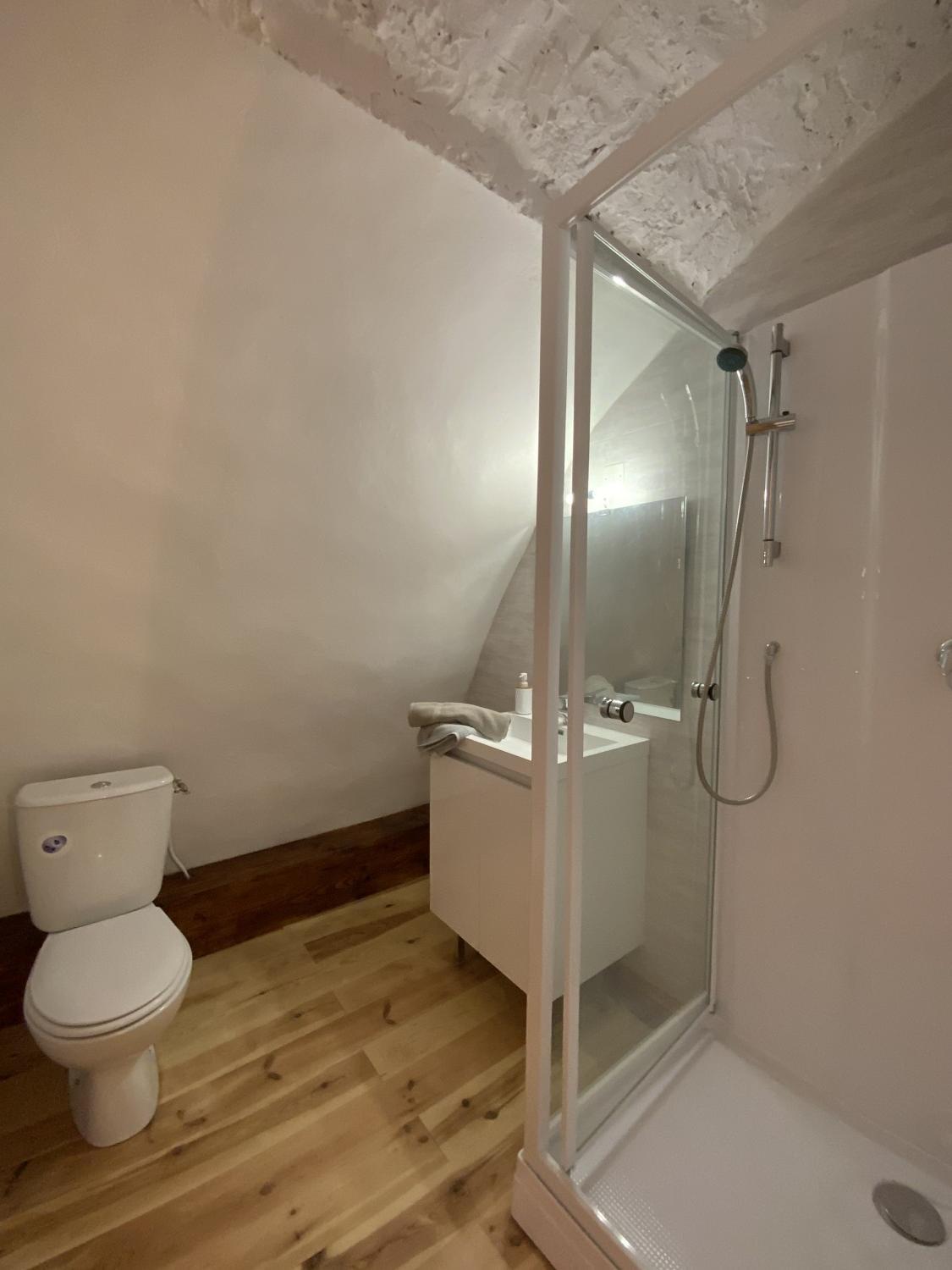 salle d'eau Anne.jpg