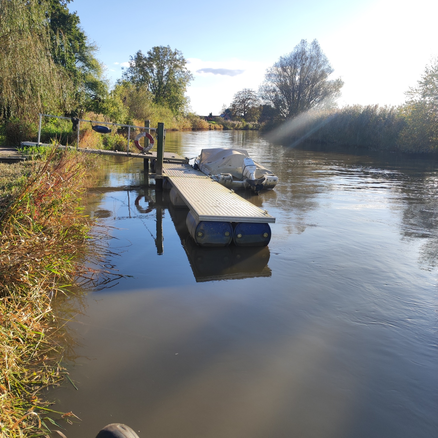 Blick- auf -den -Fluss- Este-02.jpg