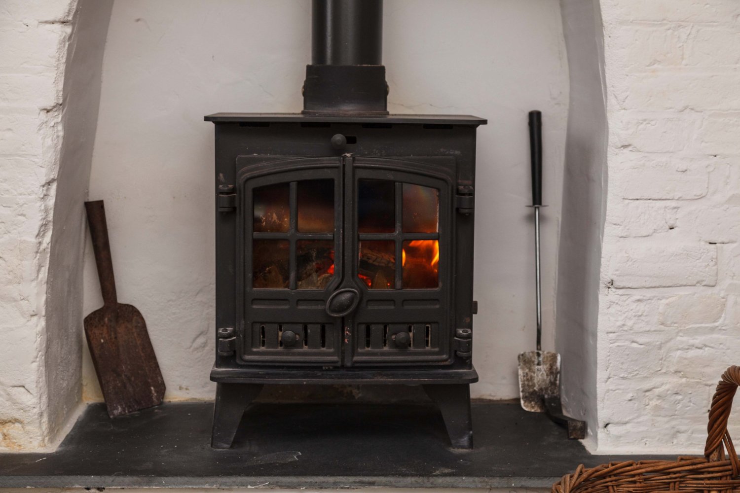 Cottges woodburner.jpg
