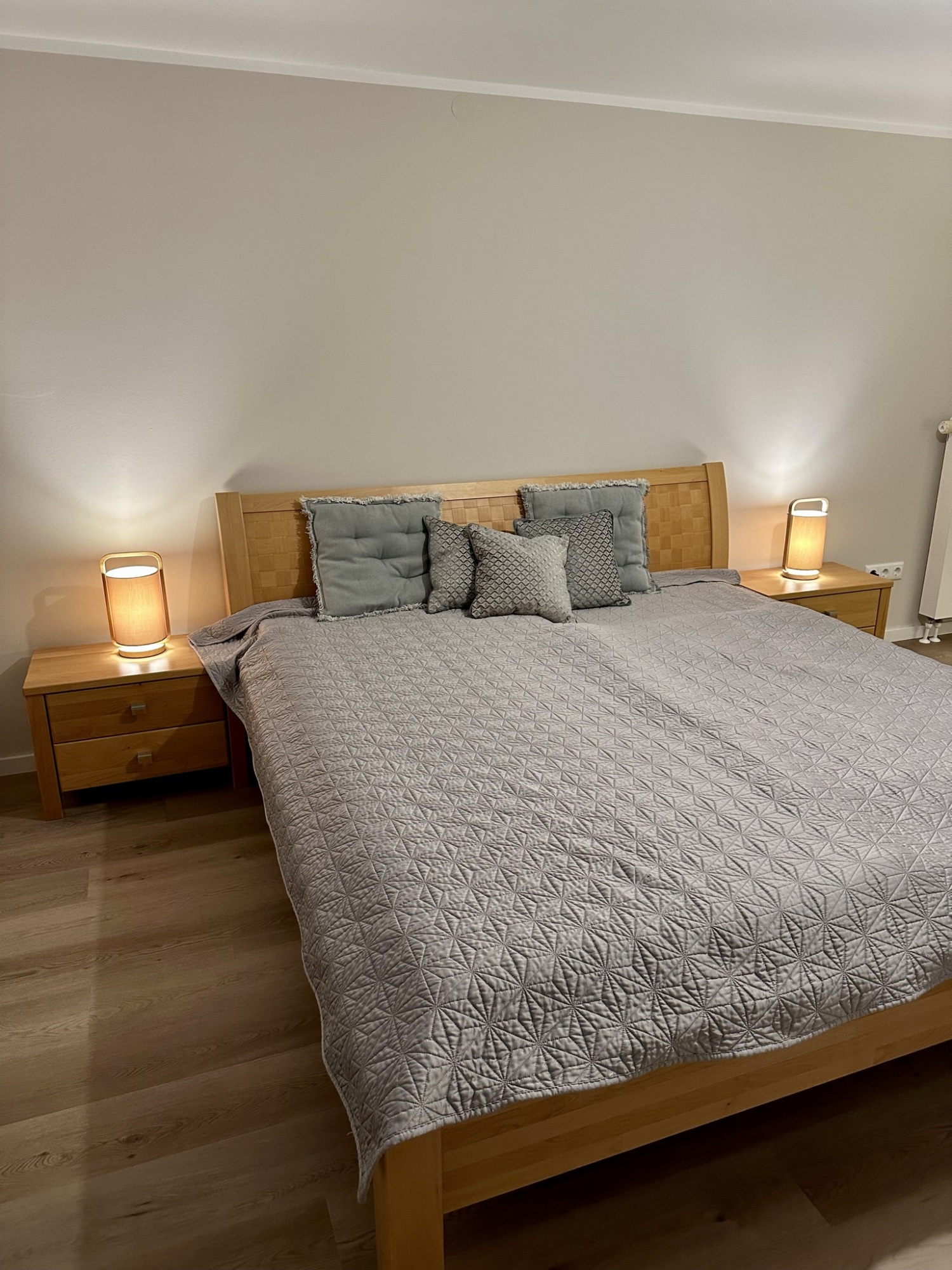 KG Schlafzimmer.jpeg