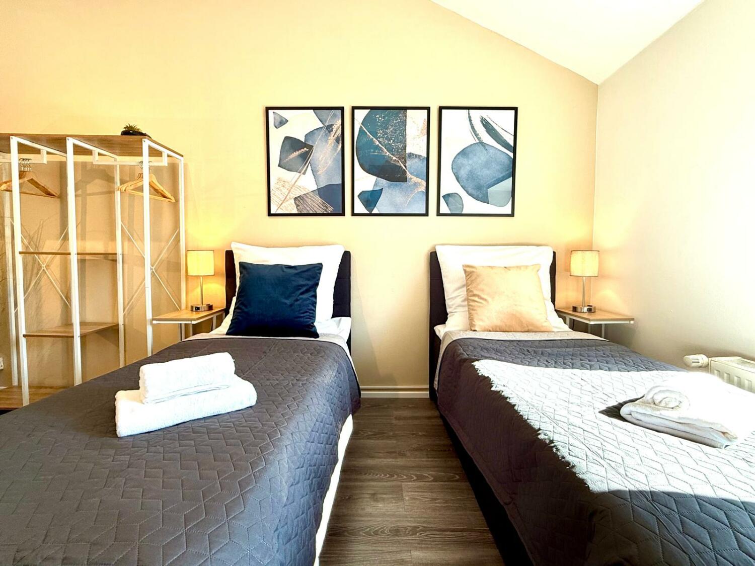 PHOTO-2025-03-18-11-01-37 (2).jpg