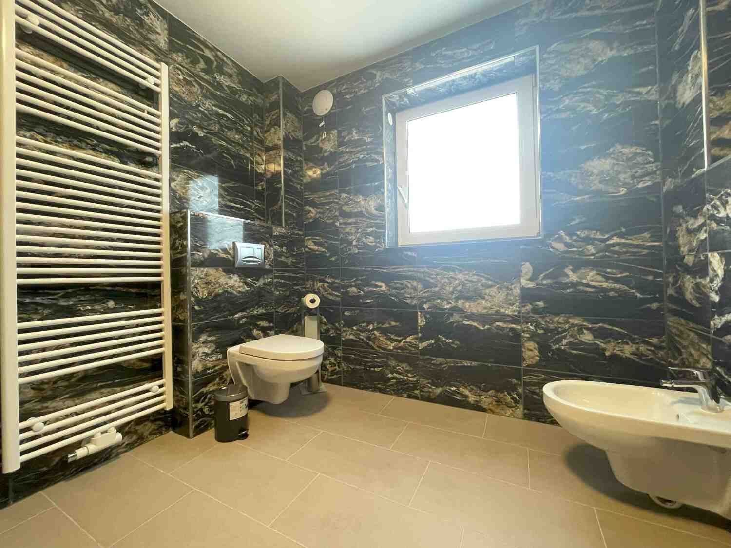 MAX119_ Industriestraße 25b, 93142 Maxhütte-Haidhof (13).jpg