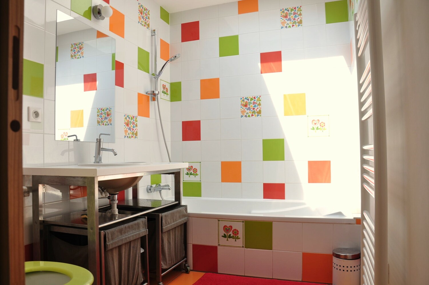 salle de bain chambres 2 et 3.JPG