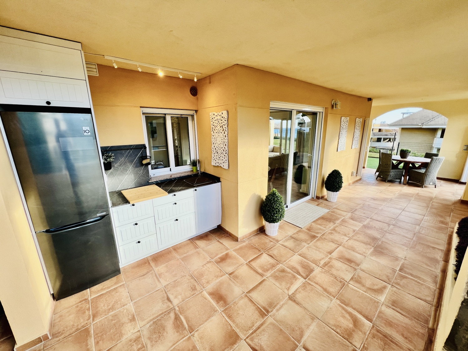 terras zijkant IMG_0331.JPG