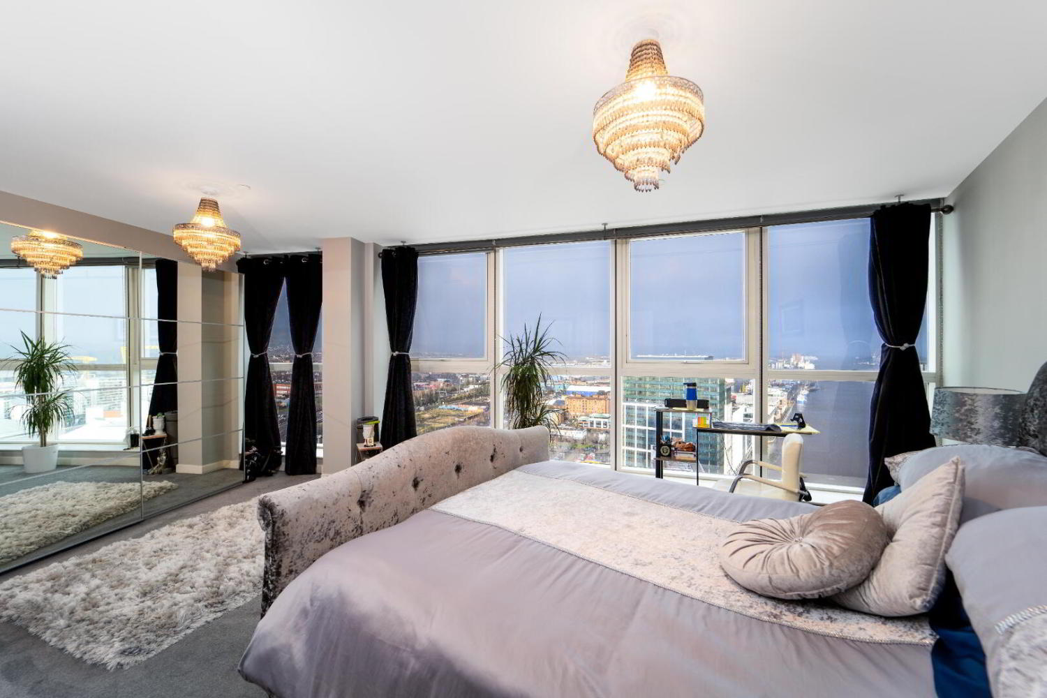 Belfast Corporate Rentals 2509 The Obel Tower Penthouse, Belfast