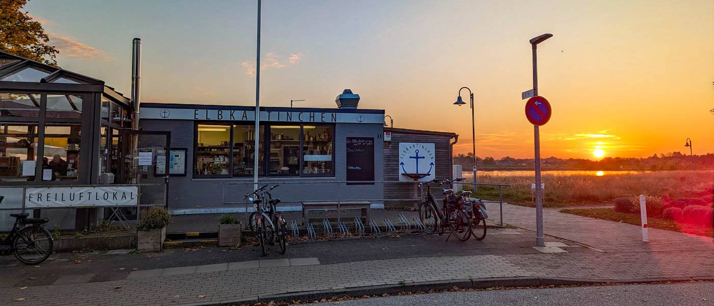 Das Restaurant Elbkantinchen an der Elbe in Tesperhude